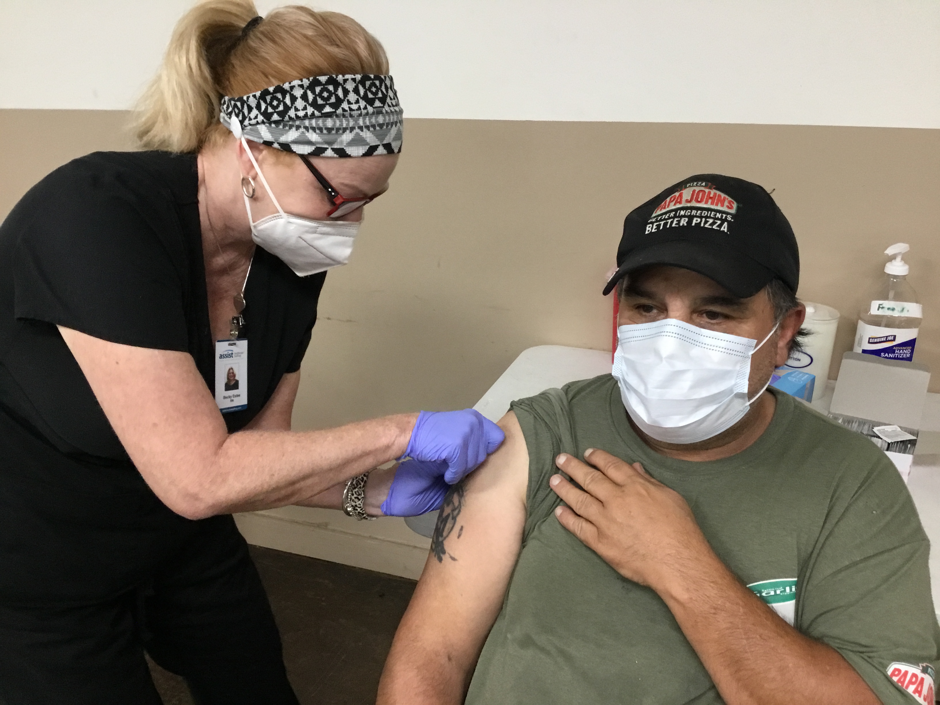Fannin County resident Wilson Moss was the only person to take advantage of Fannin County Health Department’s COVID-19 Vaccination Clinic at the Kiwanis Club of Blue Ridge fairgrounds Saturday, September 18. Administering the shot is Becky Estes.