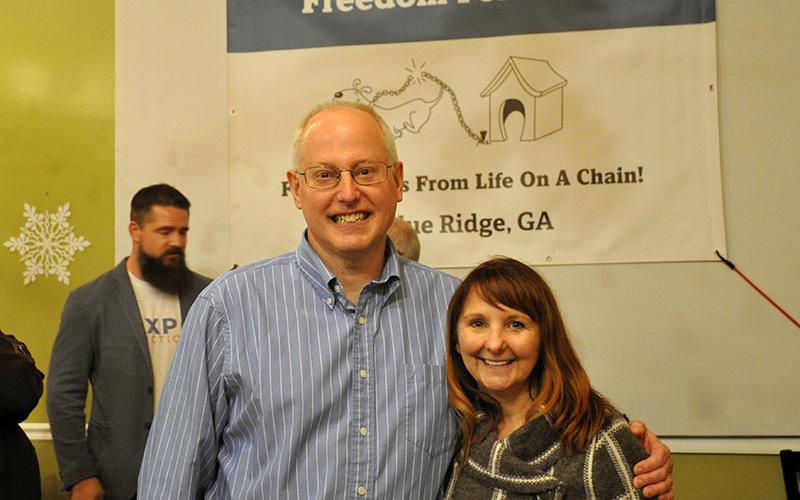 Jackie Gilbert, founder of the non-profit organization Freedom for Fido (FFF), and her husband and advisor Fritz Gilbert held a fundraiser at Blue Jeans Pizza to raise money to build more fences for family pets. The goal of FFF is to free dogs sentenced to life on a chain.