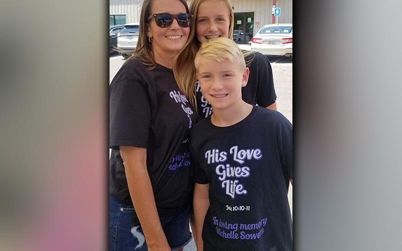 Friends and family of Michelle Sowers traveled to Fannin County’s Fire Station #1 to honor her memory through a blood drive Sunday, August 16. Pugh family members Samantha, Shayla and Toccoa are shown.
