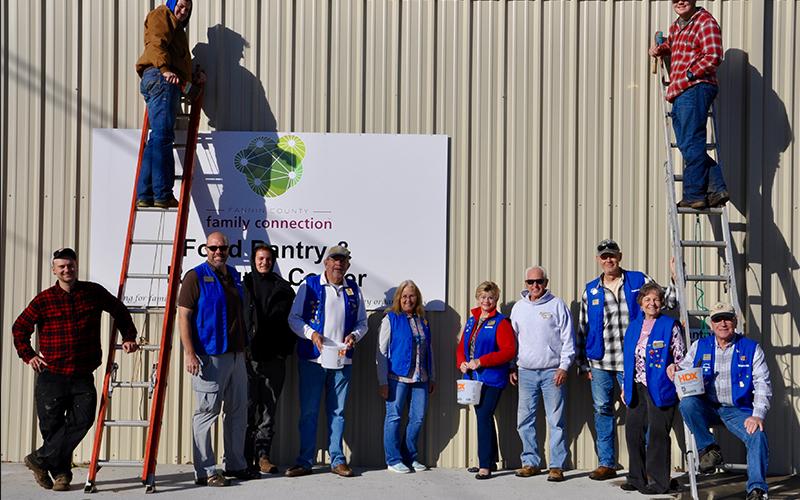 Kiwanis Club of Blue Ridge members woke up early Saturday, October 31, to lay down a fresh coat of paint on Fannin County Family Connection’s headquarters. There to help are, from left, on the ladders, Brendon Armstrong and Neidert; below, Mack Booker, Troy Shirbroun, Abe Hermes, Tommy Vannoy, Beth Colavecchio, Carol Ross, Bill Echelburger, John Hood, Sherry Morris and Mike Guerra.