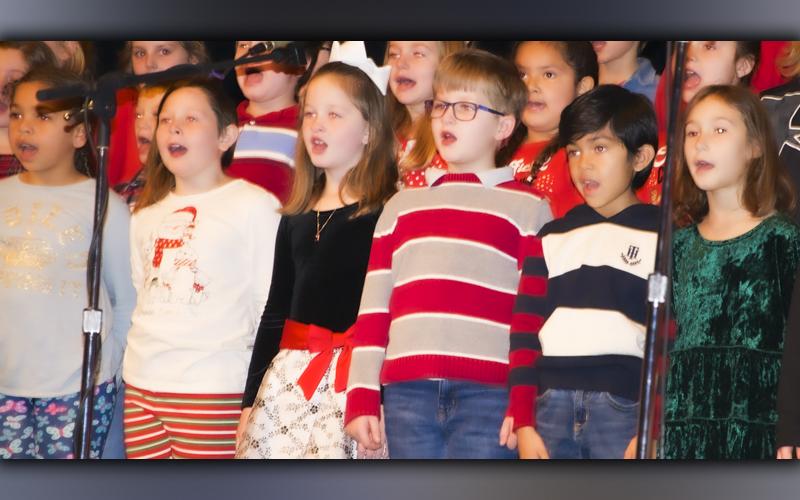 Belting out a Christmas tune during West Fannin Elementary School’s White Christmas performances are, from left, Ziona Kreitz, Keara Ladehoff, Amelia Jones, Quinton Jones, Liam Olvera and Peyton Deal.