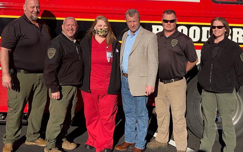 Shown, from left, are Investigator John Arp, Major Keith Bosen, Blood Assurance employee Jennifer Eagle, Fannin County Sheriff Dane Kirby, Captain Justin Turner and Investigator Erin Sehl, who all took part in the blood drive February 8 in memory and honor of the Gazaway family.