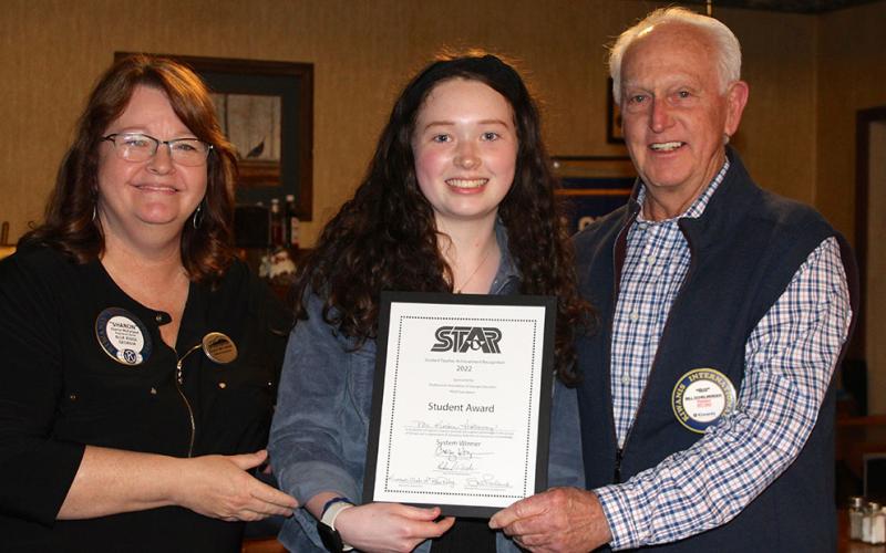 Fannin County High School senior Kirsten Holloway, center, was named the 2022 Student Teacher Achievement Recognition (STAR) student for Fannin County Monday, February 28, at the annual banquet sponsored by the Kiwanis Club of Blue Ridge. She is shown with, Kiwanis Club STAR Committee Chairwoman Sharon McFarland and Kiwanis President Bill Echelberger.