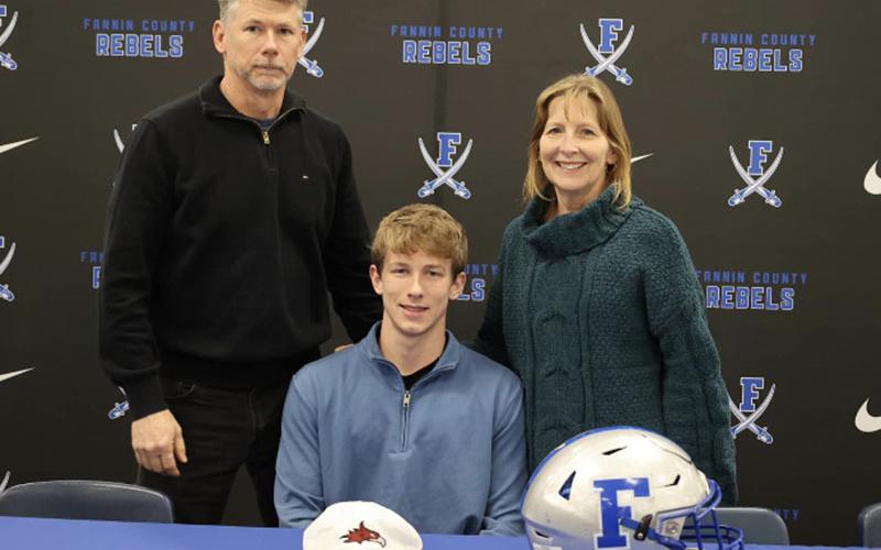 Fannin County High School senior Jack Kantner signed his letter of intent Wednesday, February 1, to further his athletic and academic career at Cumberland University as a part of the football team. Kantner is pictured with Rob and Lori Kantner.