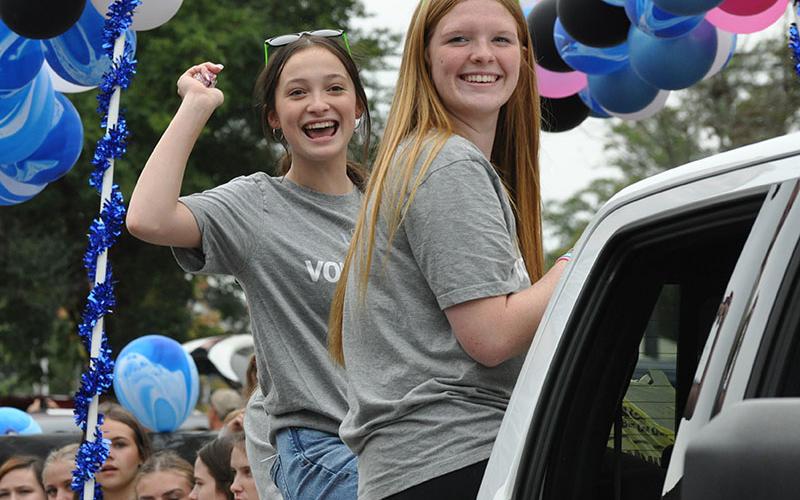 Fannin County High School’s volleyball team was a part of the parade in their own float. Students and team players tossed candy from the float to bystanders.