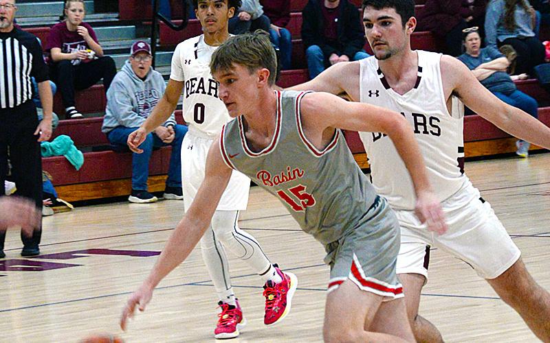 Avery Crowder (15) scored 22 points in the Copper Basin win over Whitwell to end the Cougars’ regular season home schedule.