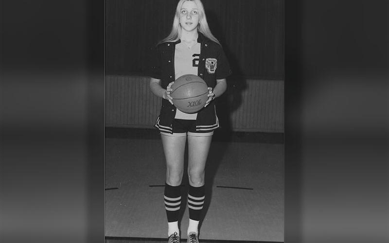 Sherry Callihan Thacker played basketball at Mineral Bluff and moved on to East Fannin High School in the autumn of 1971.