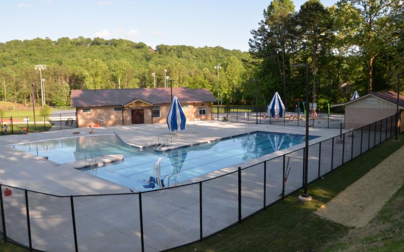 Fannin County’s new swimming pool and splash pad are scheduled to open Monday, May 27.