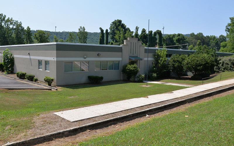 Mason Tractor Company has signed a 36-month lease with the Fannin County Development Authority for the Whitepath Fabtech building in Blue Ridge. Bill Mason Jr., said the space was chosen because, “We wanted to be here at home,” as the tractor and equipment company continues to grow.