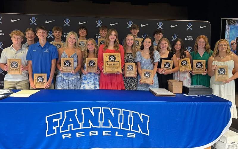 The Rebels and Lady Rebels basketball programs held their joint banquet Tuesday, April 29. Shown are award winners, from left, Tyler Blake, Hudson Ethington, Matthew Ponton, Cannon Holloway, Emma Holloway, Jack Sparks, Maggie Ledford, Keaton Watkins, Reese Lewis, Emma Buchanan, Kolton Kaylor, Avi Ethington, Brody Henson, Izzie Jabaley, Sadie Patton, Albany Cole and Callie Enlsey.