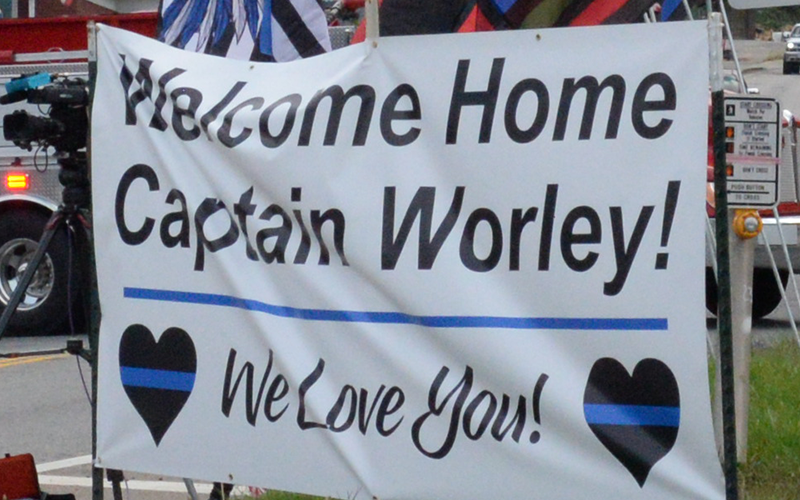 McCaysville Police Department’s Captain Brantley Worley received a heart-felt welcome home from the hospital.
