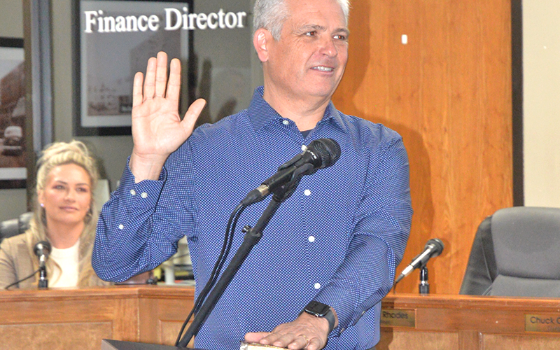 Bubba Gibbs takes his Oath of Office for the Blue Ridge City Council Monday, January 5 at City Hall.