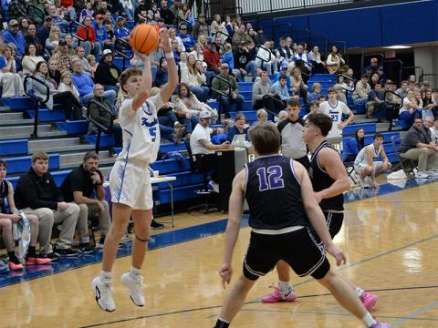 Cannon Holloway scored three points for Fannin County against Gordon Lee.