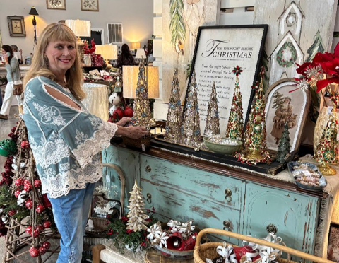 Mitzi Thomasson fills her store, Mitiz’s on Main, with one-of-a-kind items she finds all over North Georgia and in surrounding states. Her goal is to find quality and offer prices that are fair.
