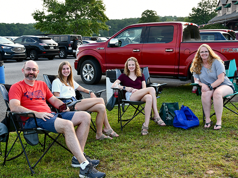 Bart, Bailey, Kayla and Daniella set up their chairs at Lake Blue Ridge Marina for Lake Blue Ridge Civic Association’s annual fireworks display Saturday, July 4.