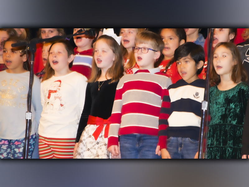 Belting out a Christmas tune during West Fannin Elementary School’s White Christmas performances are, from left, Ziona Kreitz, Keara Ladehoff, Amelia Jones, Quinton Jones, Liam Olvera and Peyton Deal.