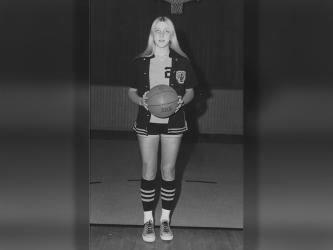 Sherry Callihan Thacker played basketball at Mineral Bluff and moved on to East Fannin High School in the autumn of 1971.